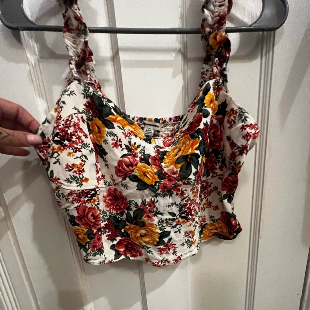Crop top